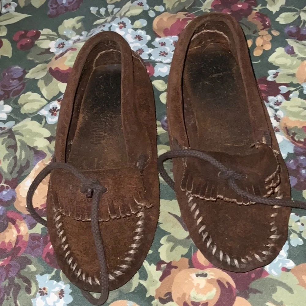 Minnetonka kids house shoes